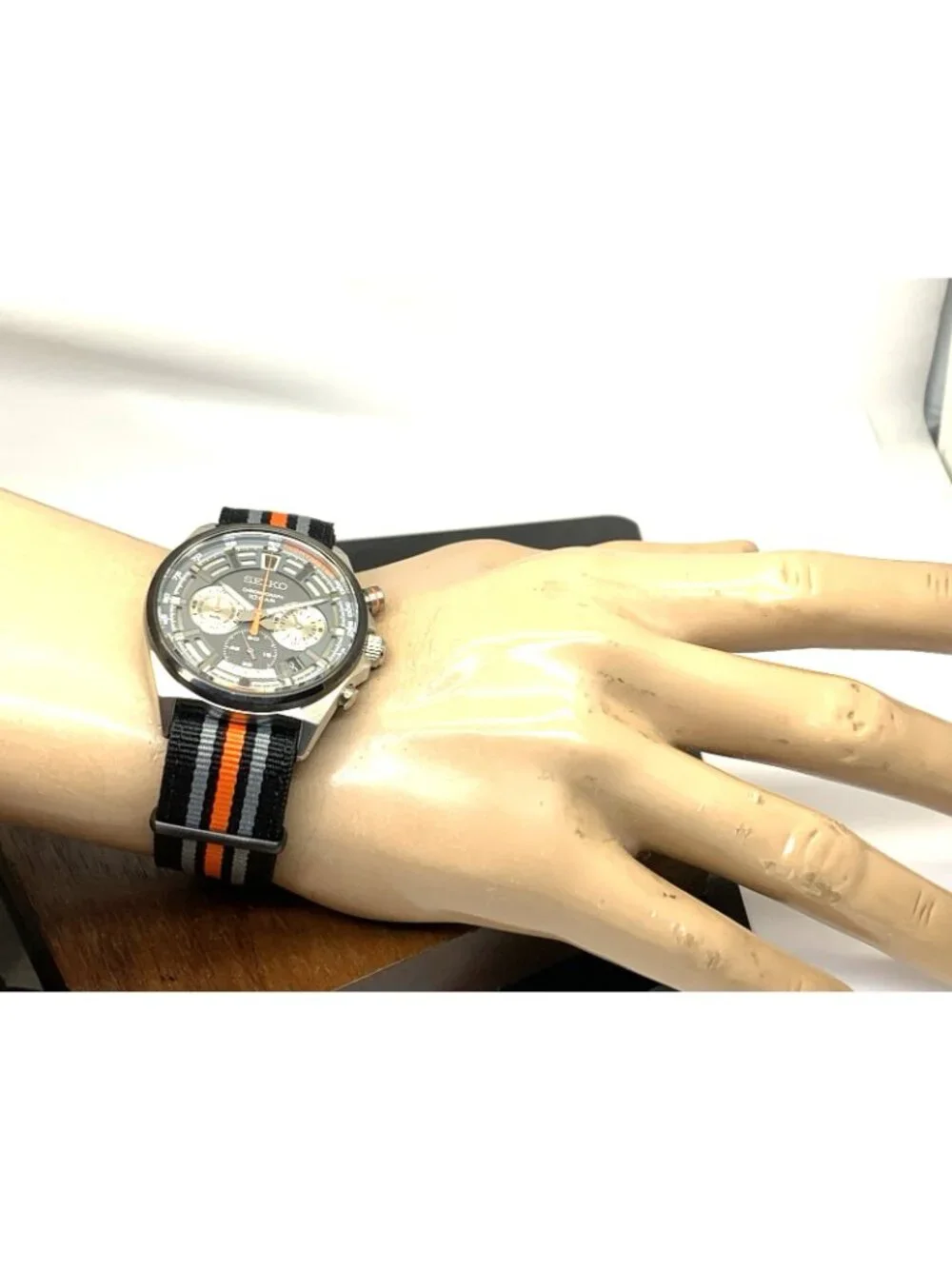 Seiko men watch
